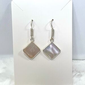 Mother of Pearl 925 Gemstone Earring